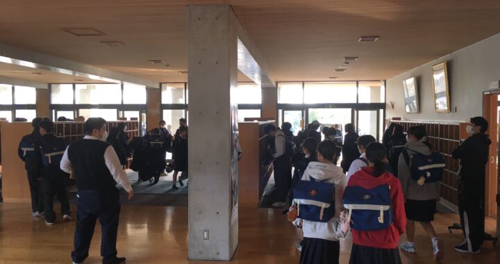 テストなので４時間で終了！