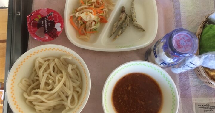 うどん✖ミートソース＝バレンタイン